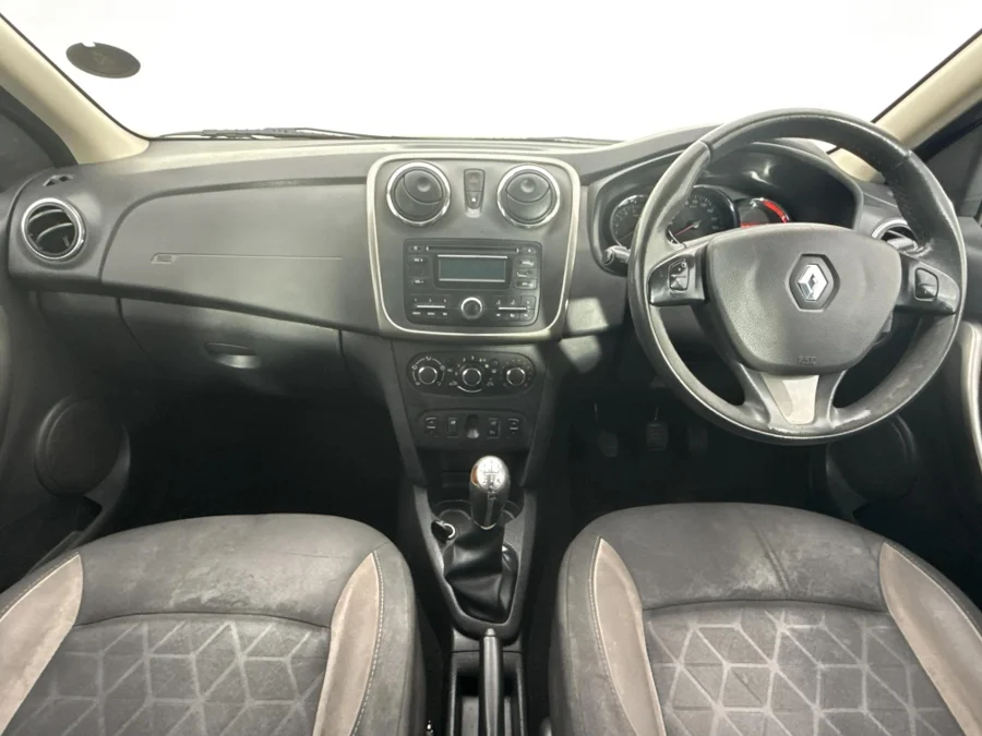 Used 2014 Renault Sandero Stepway 66kW turbo - WeBuyCars Germiston