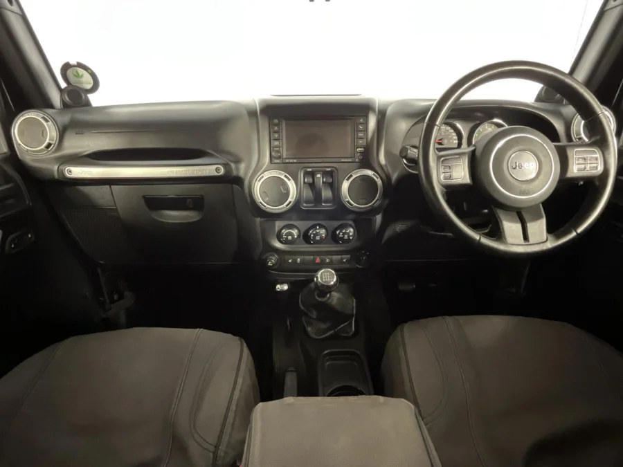 Used 2014 Jeep Wrangler 3.6L Rubicon X - WeBuyCars Gqeberha