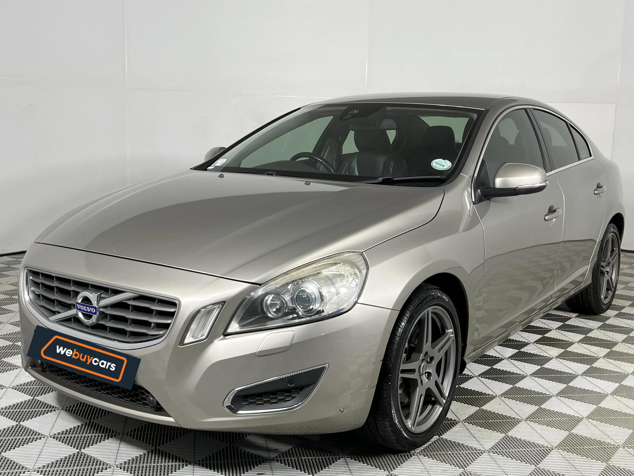 Used 2013 Volvo S60 T4 Excel auto
