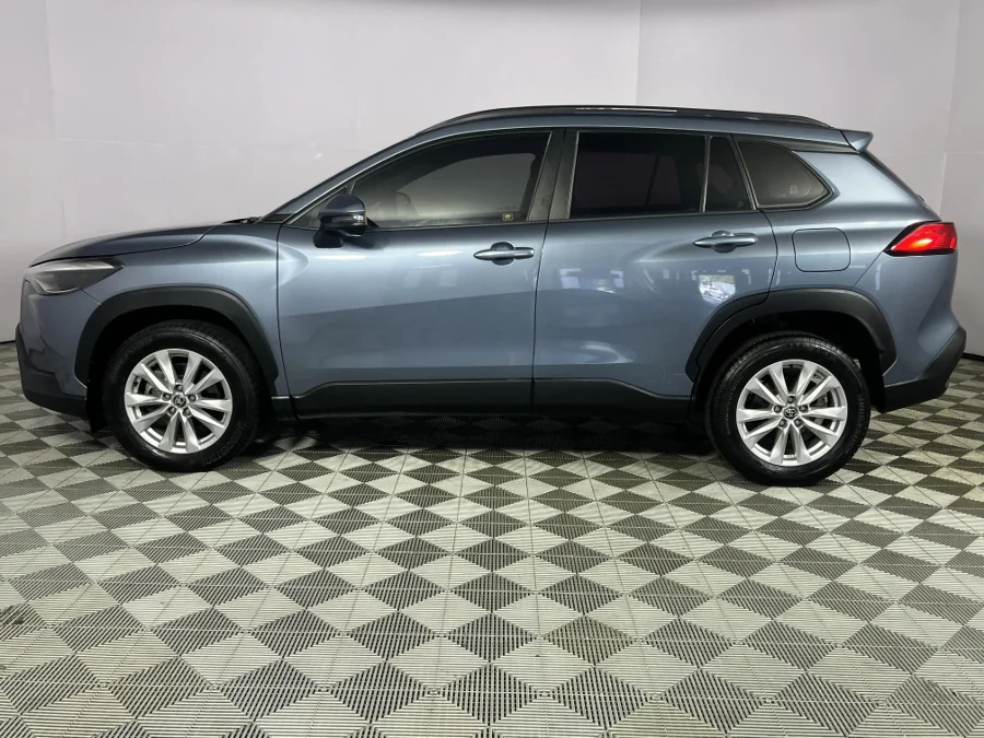 Used 2023 Toyota Corolla Cross 1.8 XS - WeBuyCars Durban