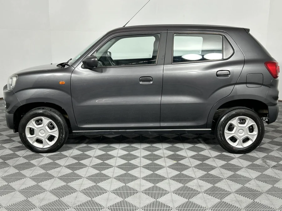 Used 2022 Suzuki S-Presso 1.0 GL+ manual - WeBuyCars Richmond