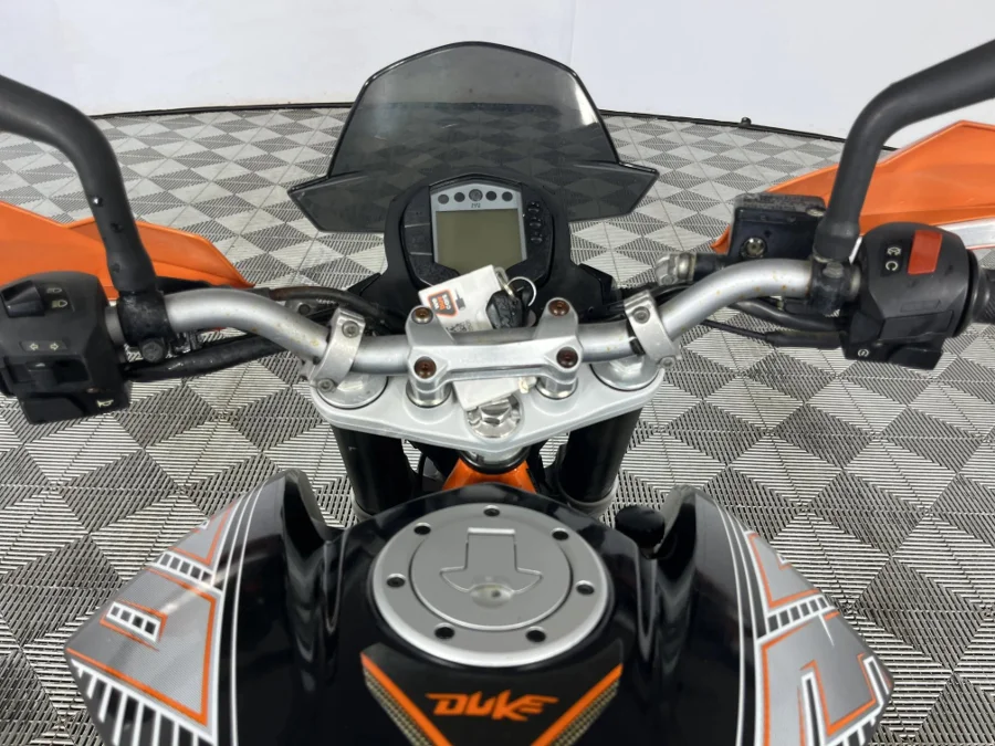 Used 2014 KTM Duke 390 Duke - WeBuyCars Richmond