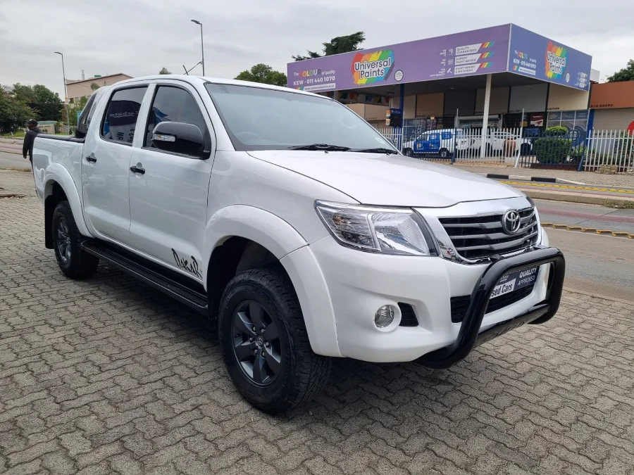 Used 2012 Toyota Hilux 3.0D-4D double cab 4x4 Raider Legend 40 - Carbase Auto Used 2012 Toyota Hilux 3.0D-4D double cab 4x4 Raider Legend 40 - Carbase Auto