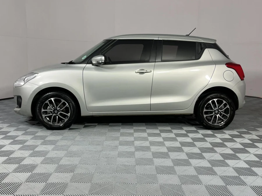 Used 2023 Suzuki Swift 1.2 GLX auto - WeBuyCars Richmond