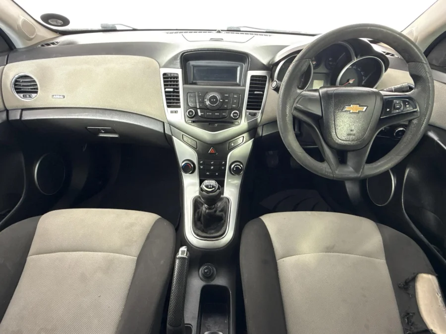 Used 2011 Chevrolet Cruze sedan 1.6 LS - WeBuyCars Vereeniging