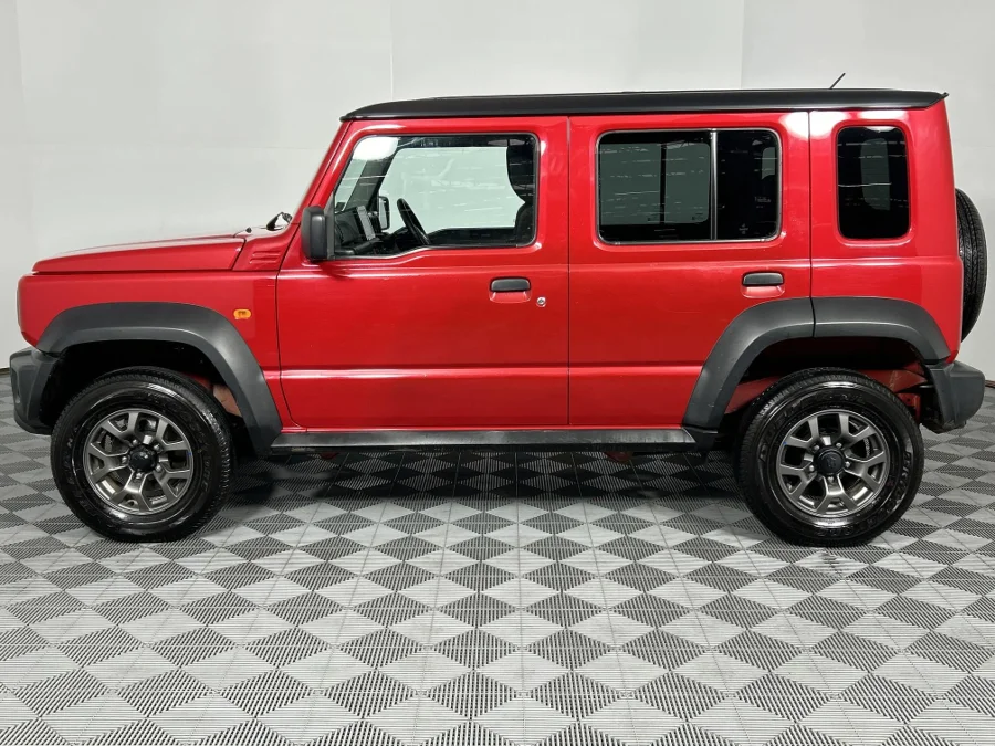 Used 2025 Suzuki Jimny 1.5 GLX AllGrip 5-door manual - WeBuyCars Richmond