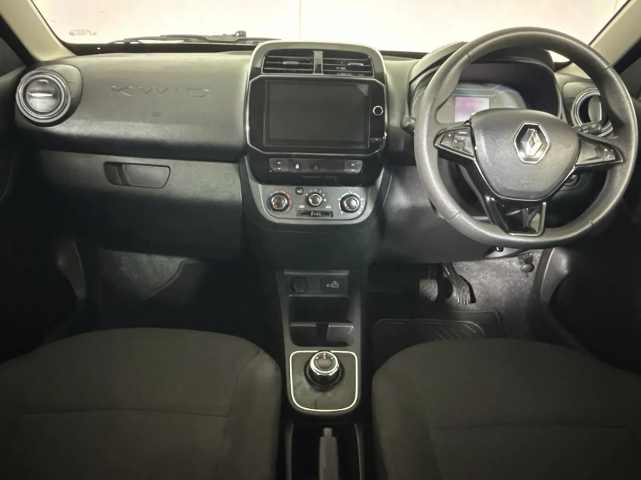 Used 2025 Renault Kwid 1.0 Zen auto - WeBuyCars Midstream