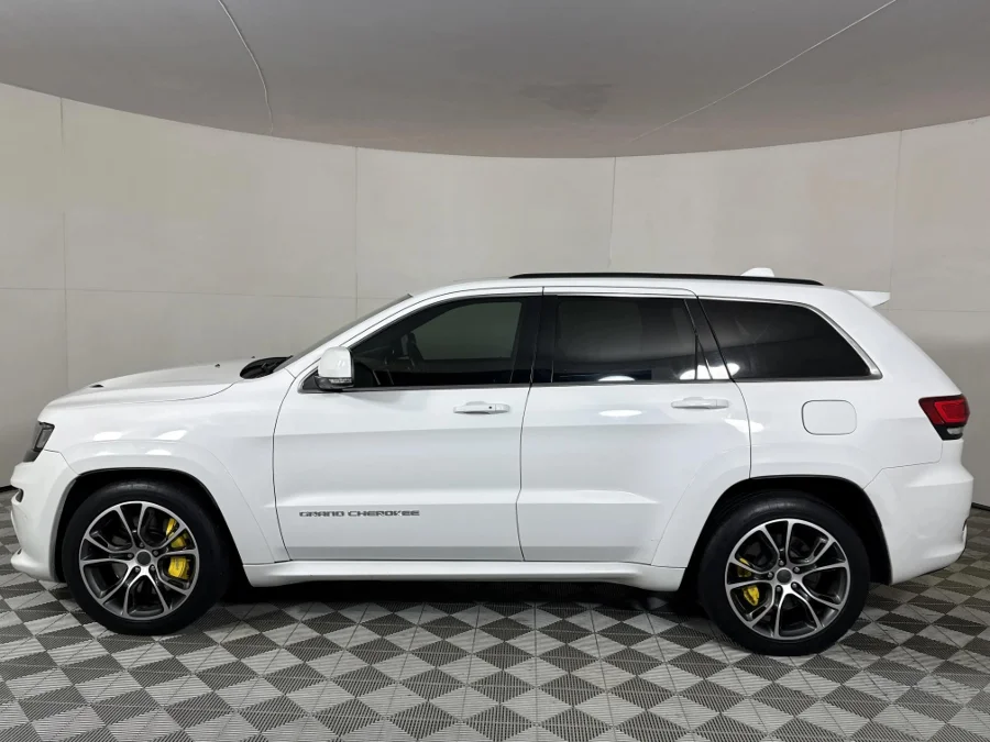 Used 2014 Jeep Grand Cherokee SRT - WeBuyCars JHB South