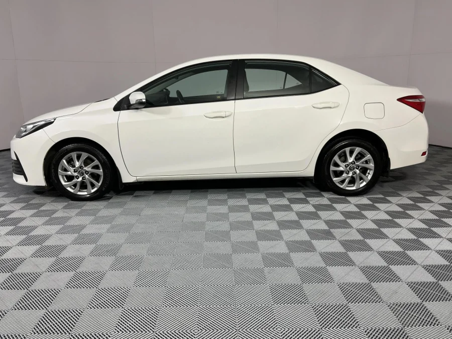 Used 2017 Toyota Corolla 1.6 Prestige auto - WeBuyCars Lansdowne