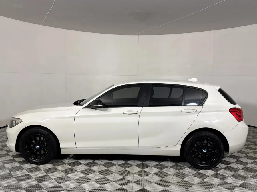 Used 2016 BMW 1 Series 120i 5-door Sport Line auto - WeBuyCars JHB South