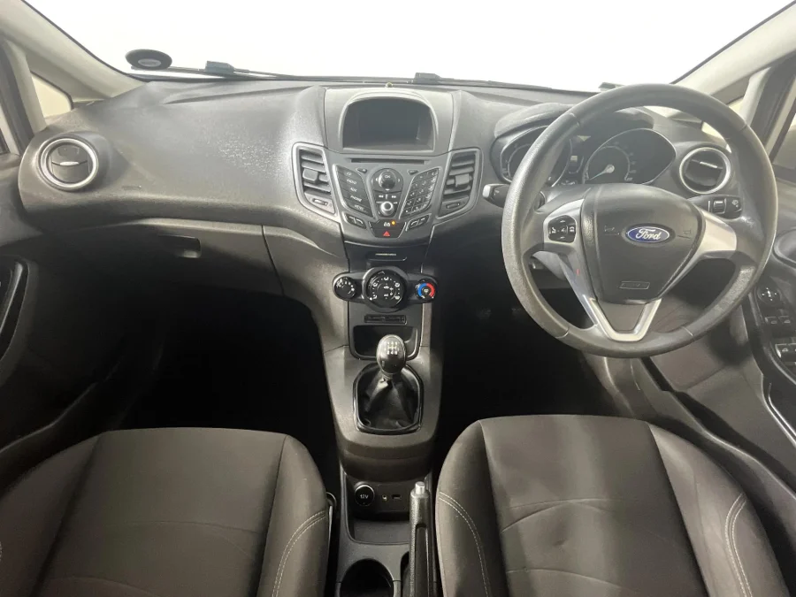 Used 2014 Ford Fiesta 5-door 1.6TDCi Ambiente - WeBuyCars  Witbank