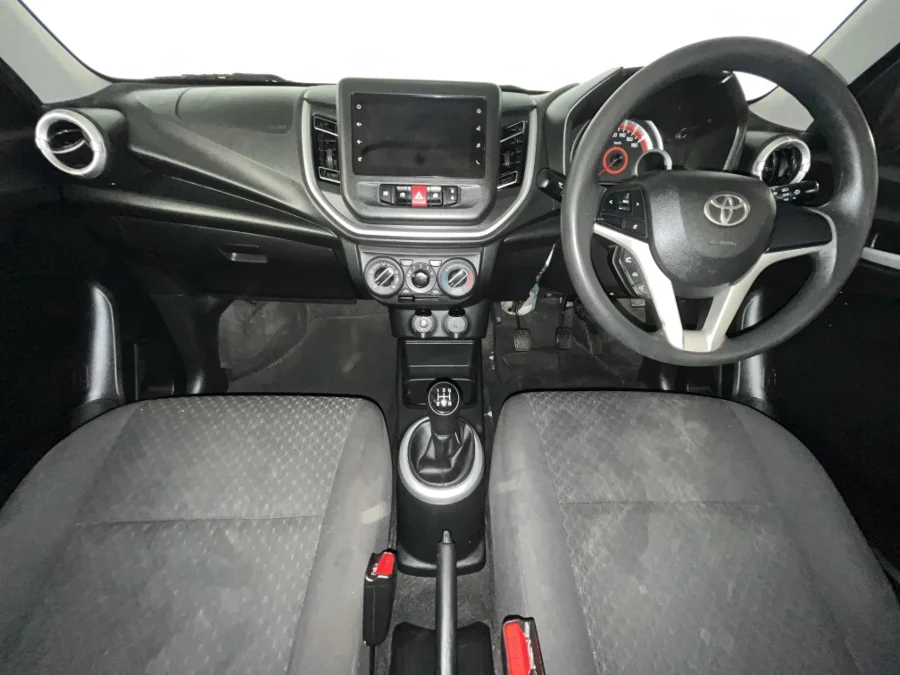 Used 2023 Toyota Vitz 1.0 XR manual - WeBuyCars Durban