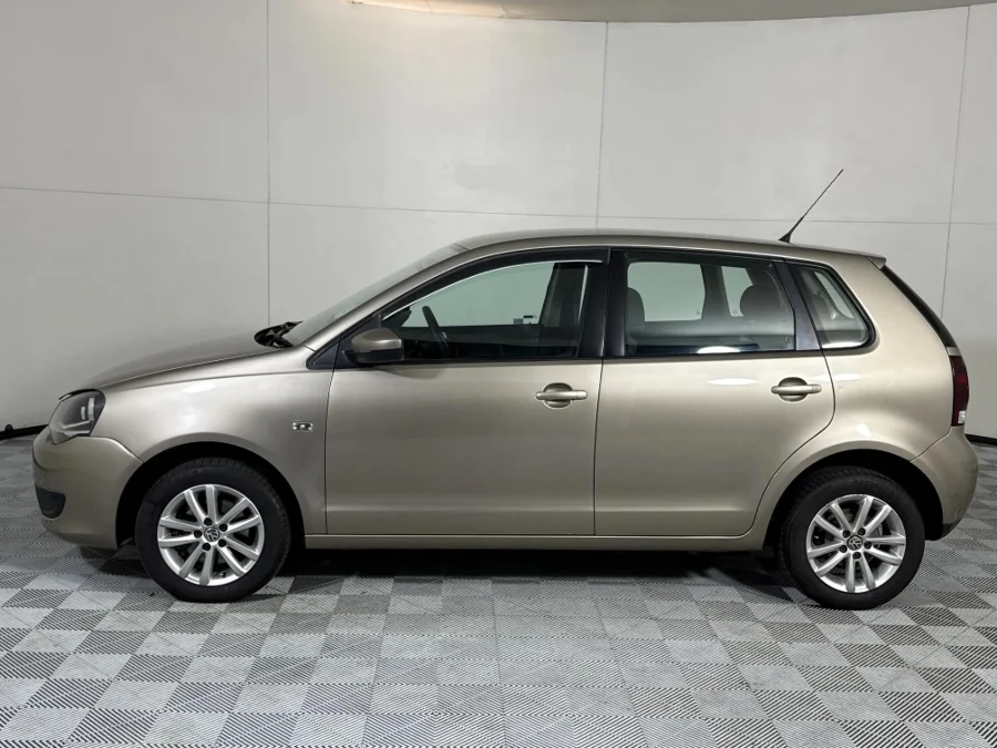 Used 2015 Volkswagen Polo Vivo hatch 1.4 Trendline - WeBuyCars Montana