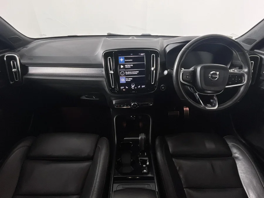Used 2018 Volvo XC40 D4 AWD R-Design - WeBuyCars  Witbank