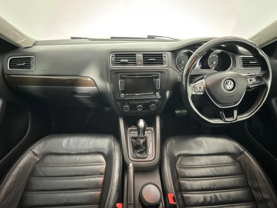 Used 2015 Volkswagen Jetta 1.6TDI Comfortline auto - WeBuyCars Germiston