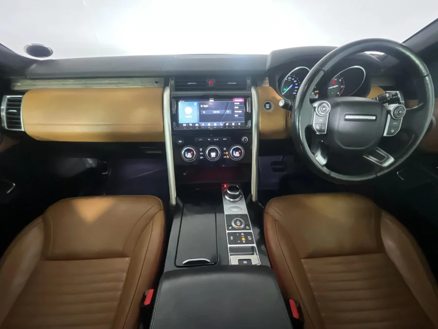 Used 2017 Land Rover Discovery HSE Td6 - WeBuyCars Montana