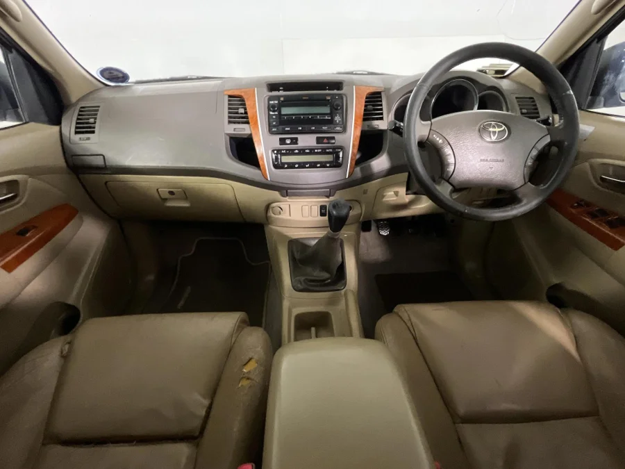 Used 2011 Toyota Fortuner 3.0D-4D - WeBuyCars Silverlakes Used 2011 Toyota Fortuner 3.0D-4D - WeBuyCars Silverlakes