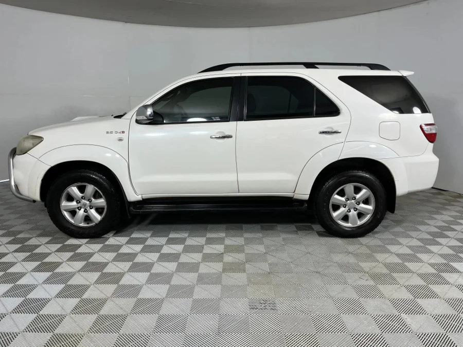 Used 2011 Toyota Fortuner 3.0D-4D - WeBuyCars Silverlakes Used 2011 Toyota Fortuner 3.0D-4D - WeBuyCars Silverlakes