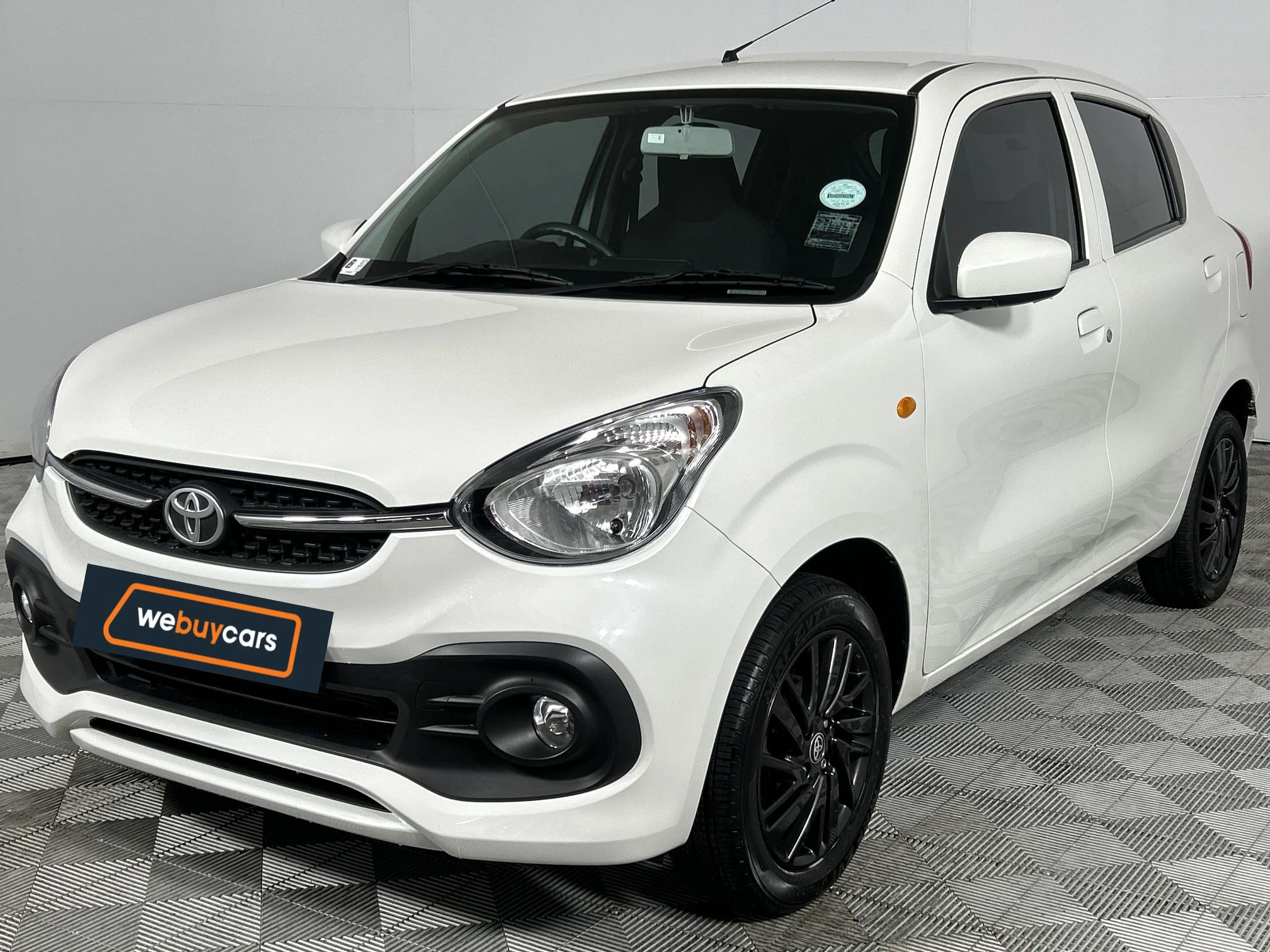 Used 2024 Toyota Vitz 1.0 XR manual