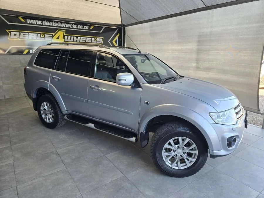 Used 2014 Mitsubishi Pajero Sport 2.5DI-D 4x4 Shogun auto - Deals 4 Wheels