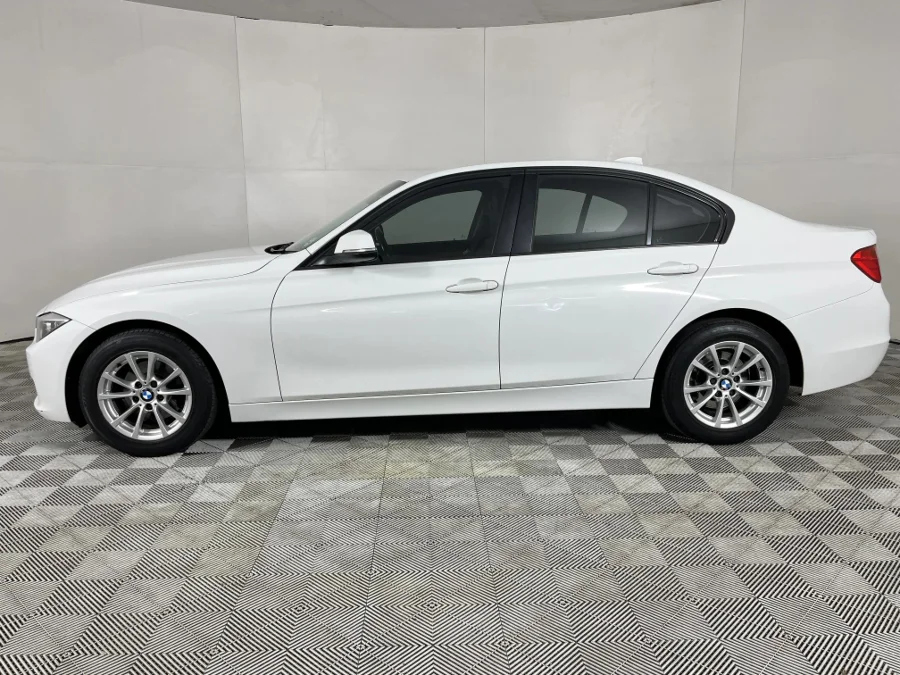 Used 2013 BMW 3 Series 316i auto - WeBuyCars The Dome
