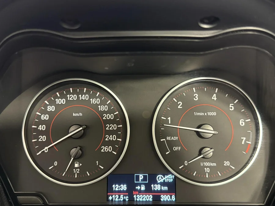 Used 2016 BMW 2 Series 220i coupe Sport Line - WeBuyCars The Dome