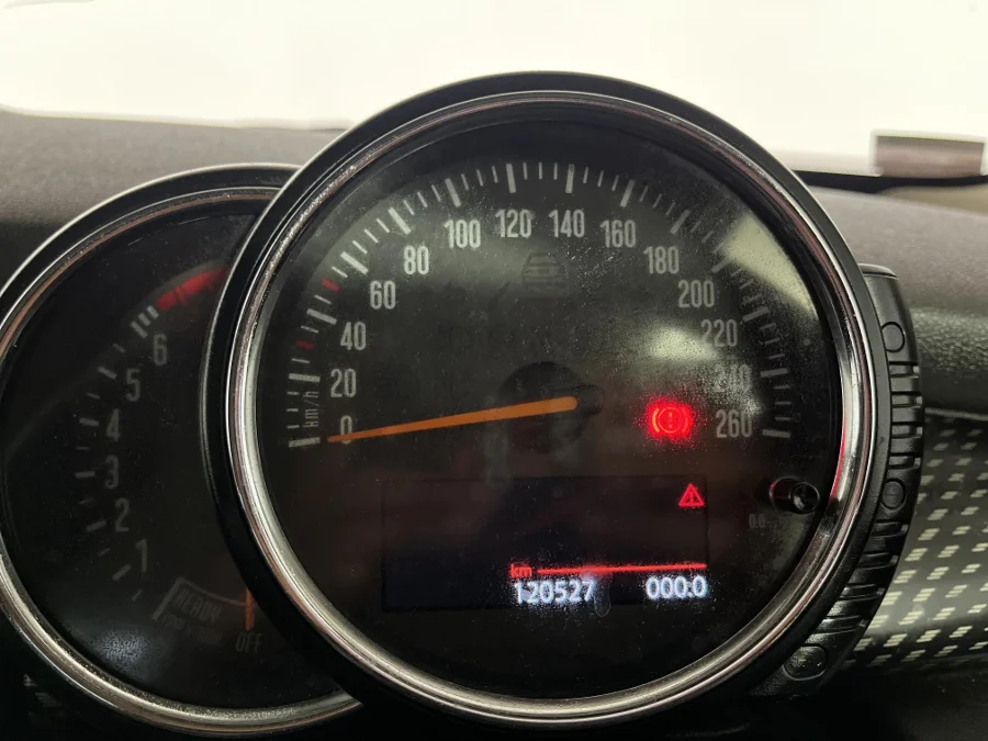 Used 2015 MINI Hatch Cooper S Hatch 5-door Seven 7 - WeBuyCars Durban