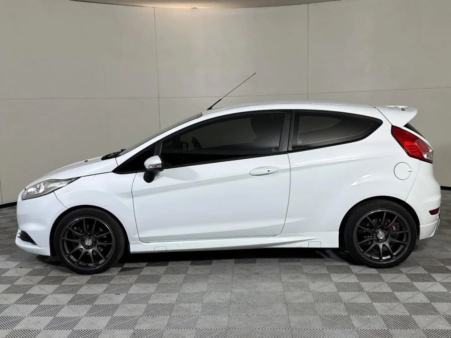Used 2017 Ford Fiesta ST - WeBuyCars Midstream