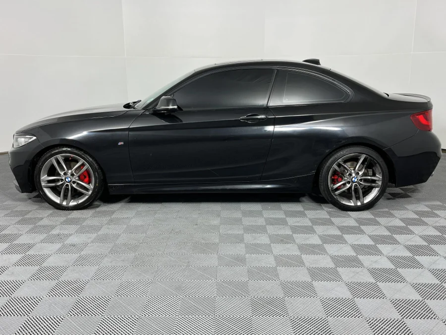Used 2015 BMW 2 Series 220d coupe M Sport - WeBuyCars Montana