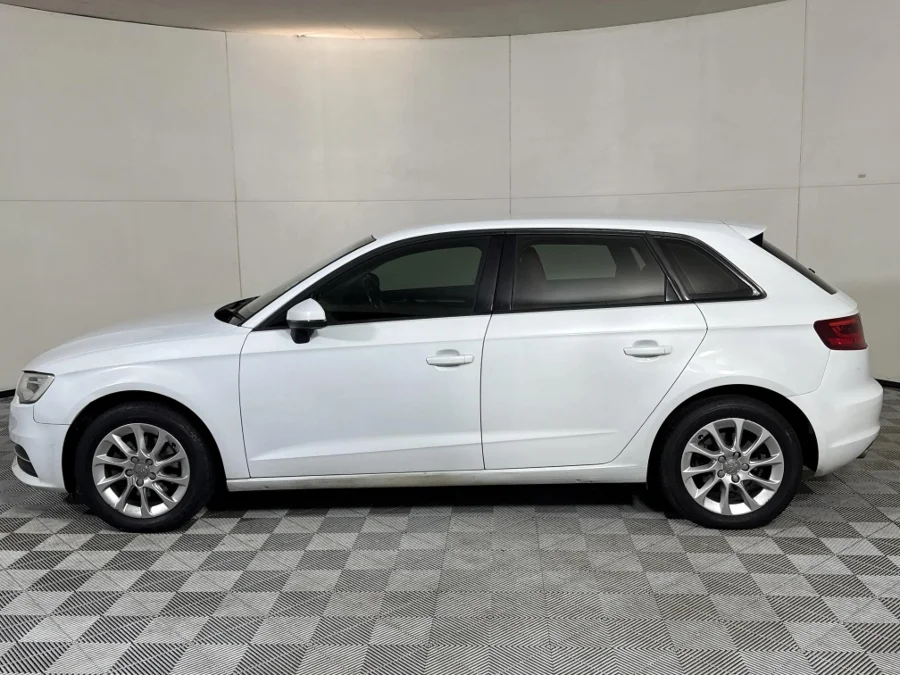 Used 2016 Audi A3 Sportback 35TFSI Black Edition - WeBuyCars Midstream