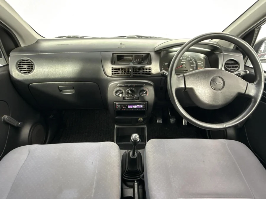 Used 2004 Daihatsu Charade CX - WeBuyCars Germiston