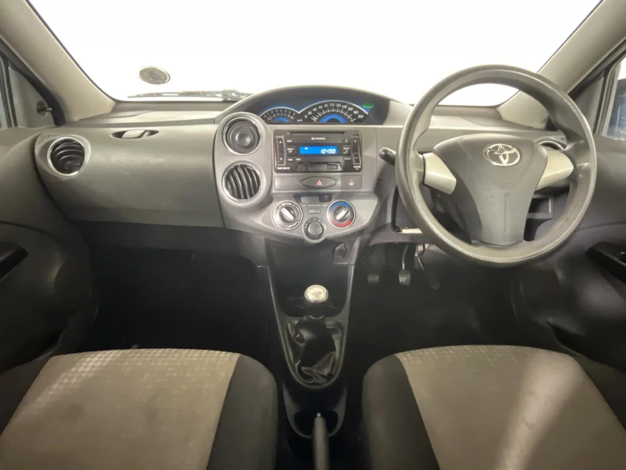 Used 2013 Toyota Etios sedan 1.5 Sprint - WeBuyCars Lansdowne