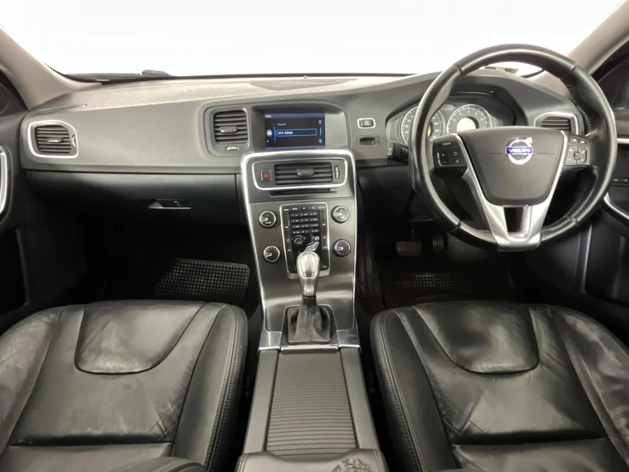 Used 2013 Volvo S60 T5 Essential auto - WeBuyCars The Dome