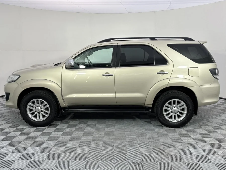 Used 2016 Toyota Fortuner 3.0D-4D 4x4 Limited auto - WeBuyCars Germiston Used 2016 Toyota Fortuner 3.0D-4D 4x4 Limited auto - WeBuyCars Germiston