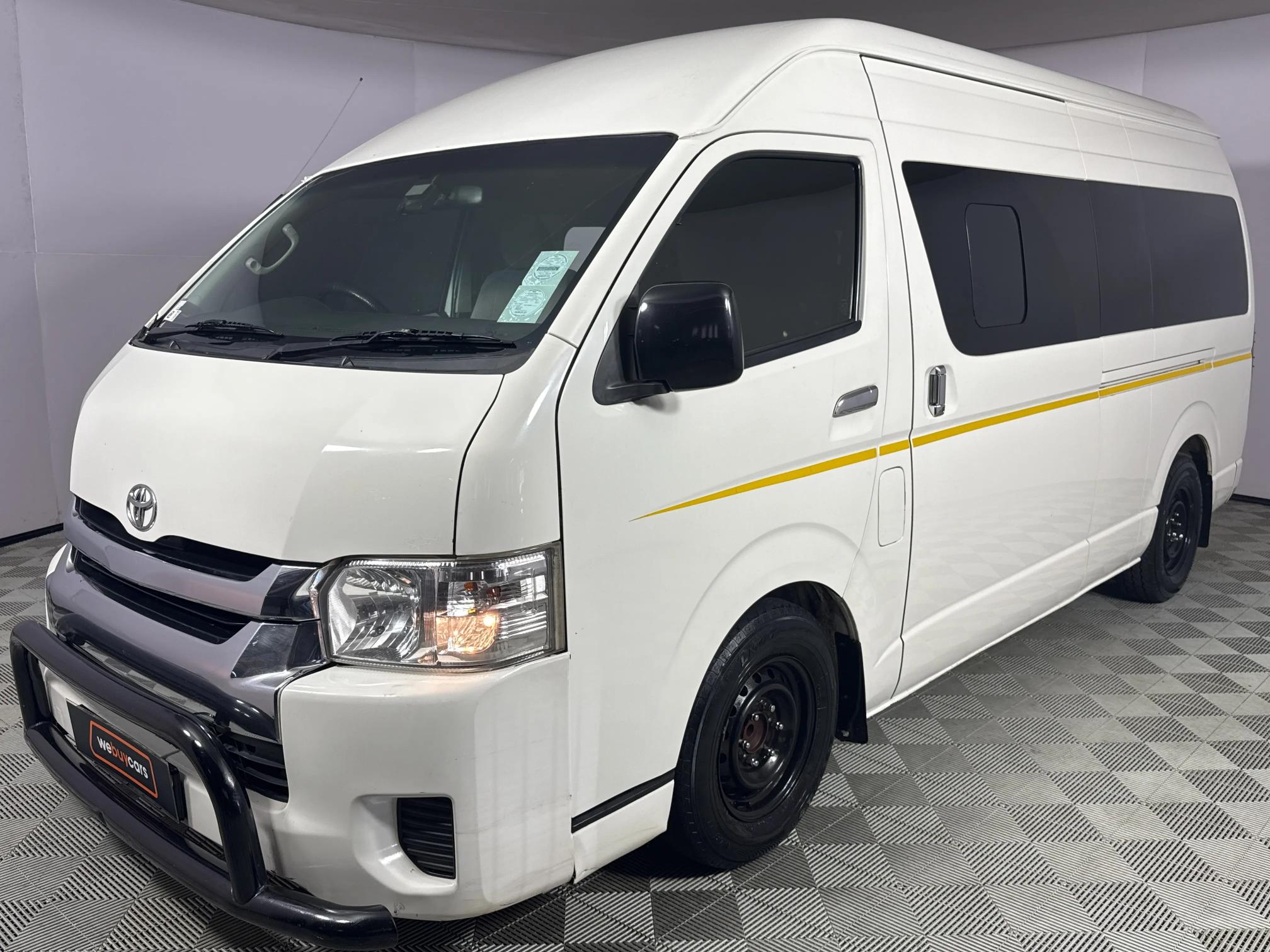 Used 2017 Toyota Quantum 2.5D-4D GL 14-seater bus