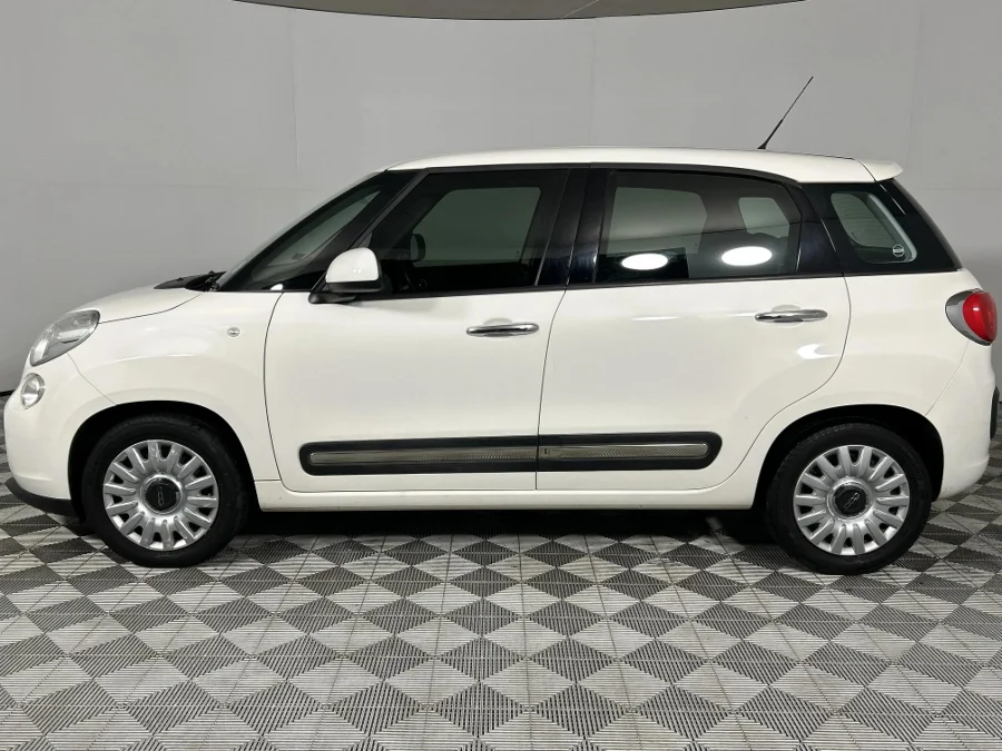 Used 2017 Fiat 500L 1.4 Lounge - WeBuyCars Lansdowne