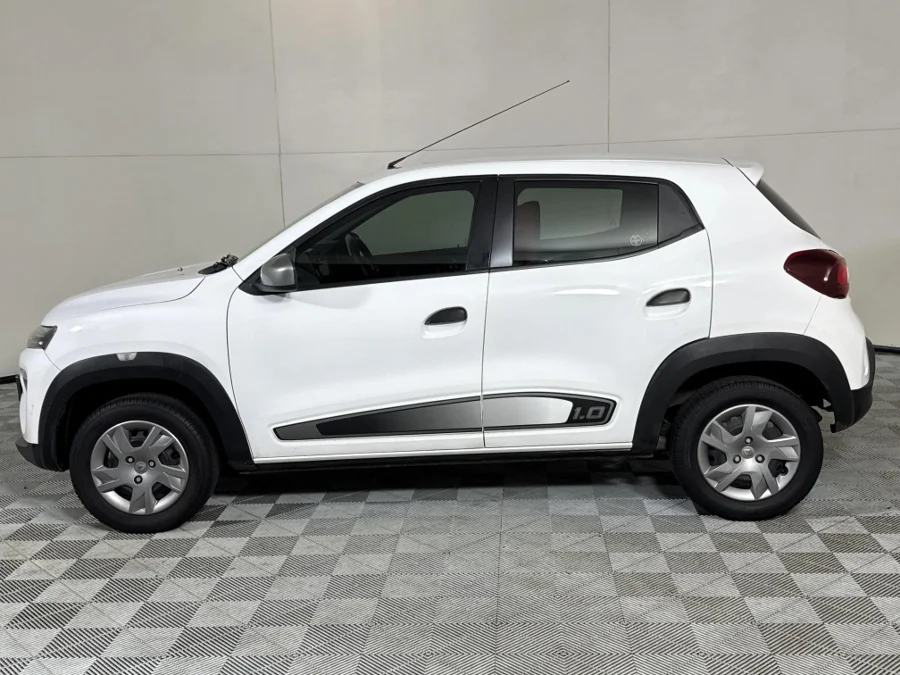 Used 2020 Renault Kwid 1.0 Ultra - WeBuyCars Midstream