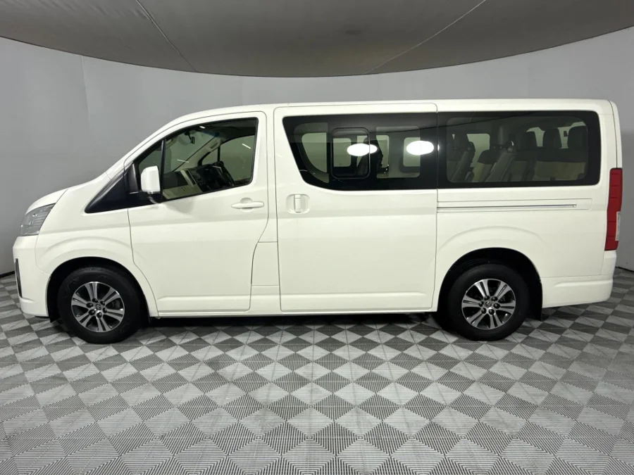 Used 2022 Toyota Quantum 2.8 LWB bus 11-seater GL - WeBuyCars Richmond