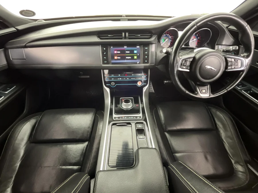 Used 2018 Jaguar XF 25t Chequered Flag - WeBuyCars Montana Used 2018 Jaguar XF 25t Chequered Flag - WeBuyCars Montana
