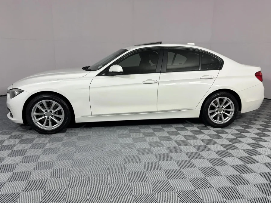 Used 2016 BMW 3 Series 330i sports-auto - WeBuyCars Lansdowne