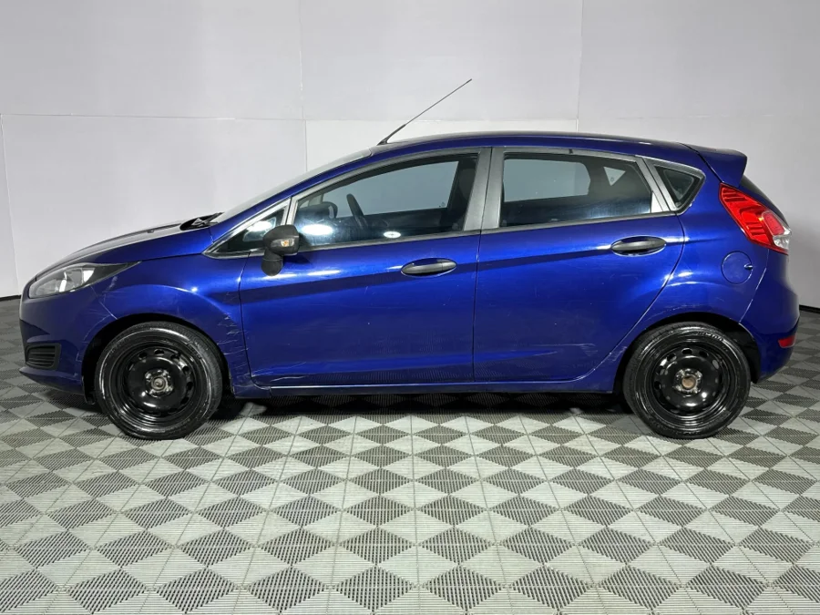 Used 2017 Ford Fiesta 5-door 1.0T Ambiente - WeBuyCars Rustenburg