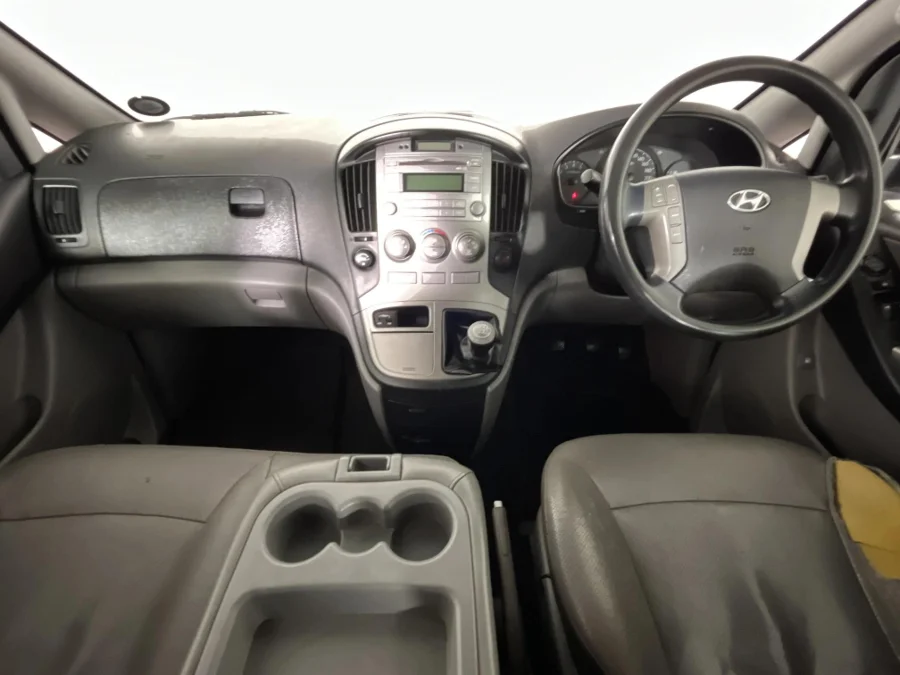 Used 2016 Hyundai H-1 2.4 bus Executive - WeBuyCars The Dome