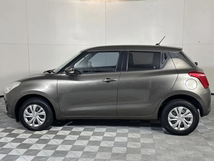Used 2022 Suzuki Swift 1.2 GL auto - WeBuyCars Midstream