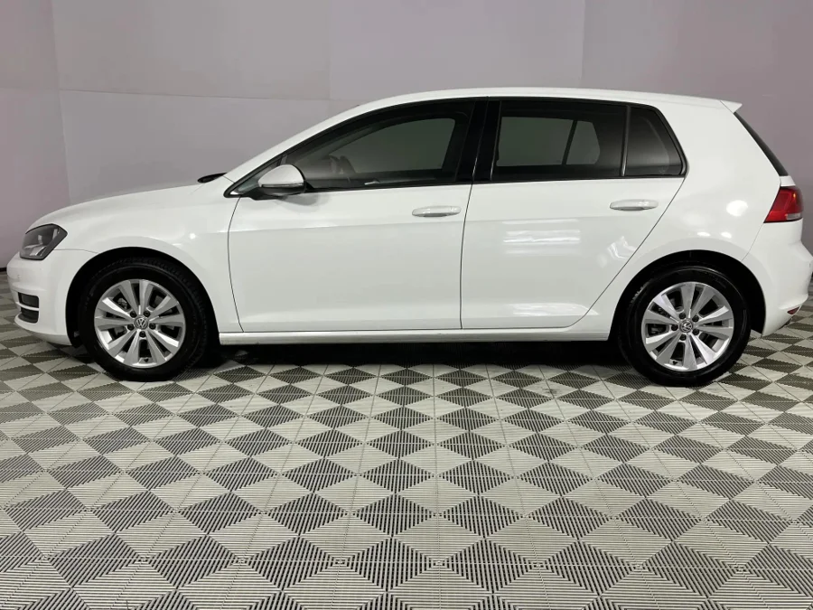 Used 2015 Volkswagen Golf 1.4TSI Comfortline auto - WeBuyCars JHB South