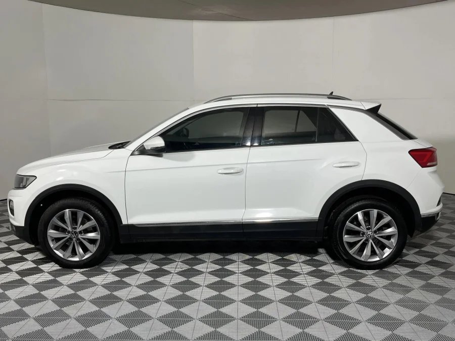 Used 2021 Volkswagen T-Roc 1.4TSI 110kW Design - WeBuyCars The Dome