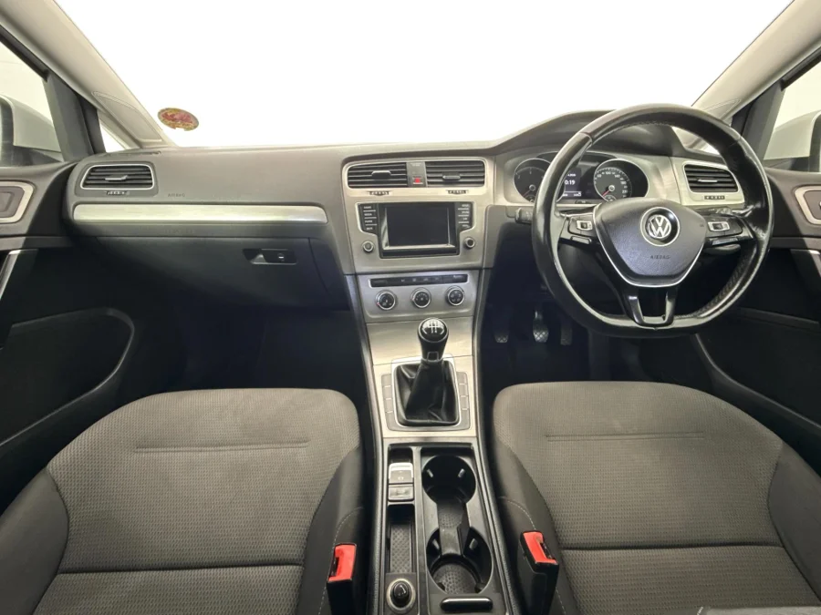 Used 2015 Volkswagen Golf 2.0TDI Comfortline - WeBuyCars Lansdowne