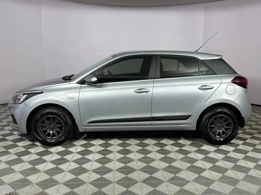 Used 2020 Hyundai i20 1.4 Motion auto - WeBuyCars Durban