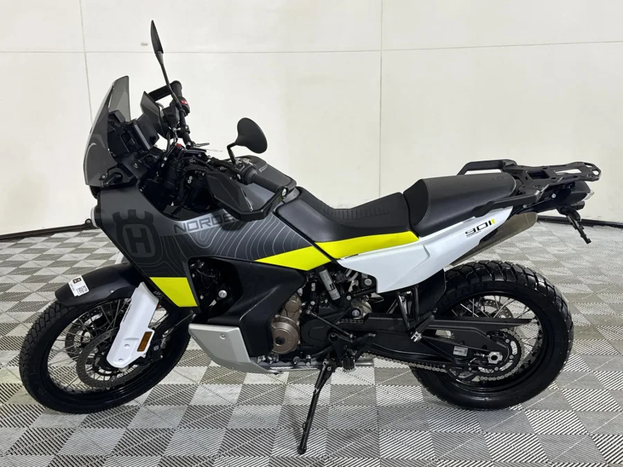 Preloaded Image 9