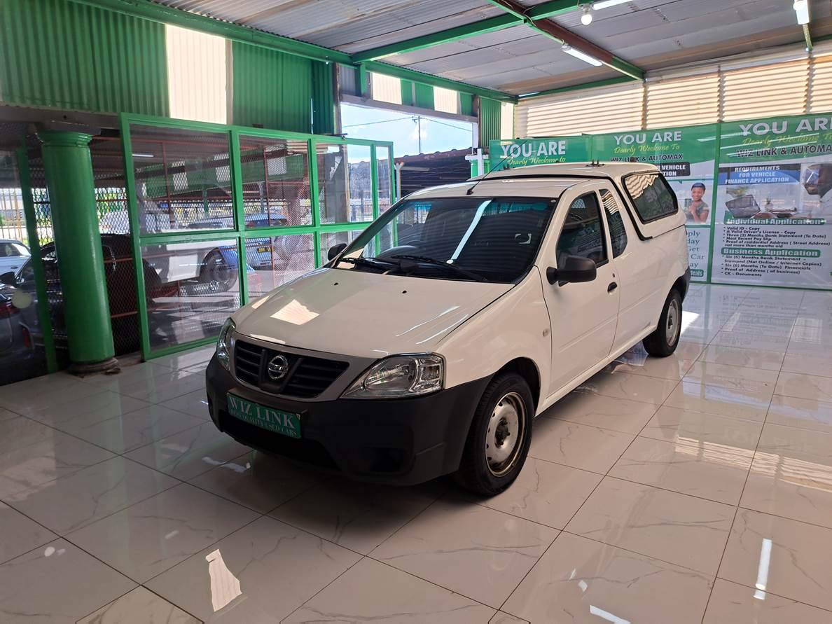 Used 2022 Nissan NP200 1.6i