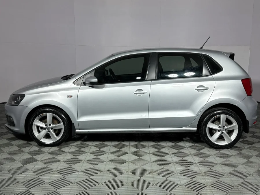 Used 2019 Volkswagen Polo Vivo hatch 1.6 Highline - WeBuyCars Rustenburg